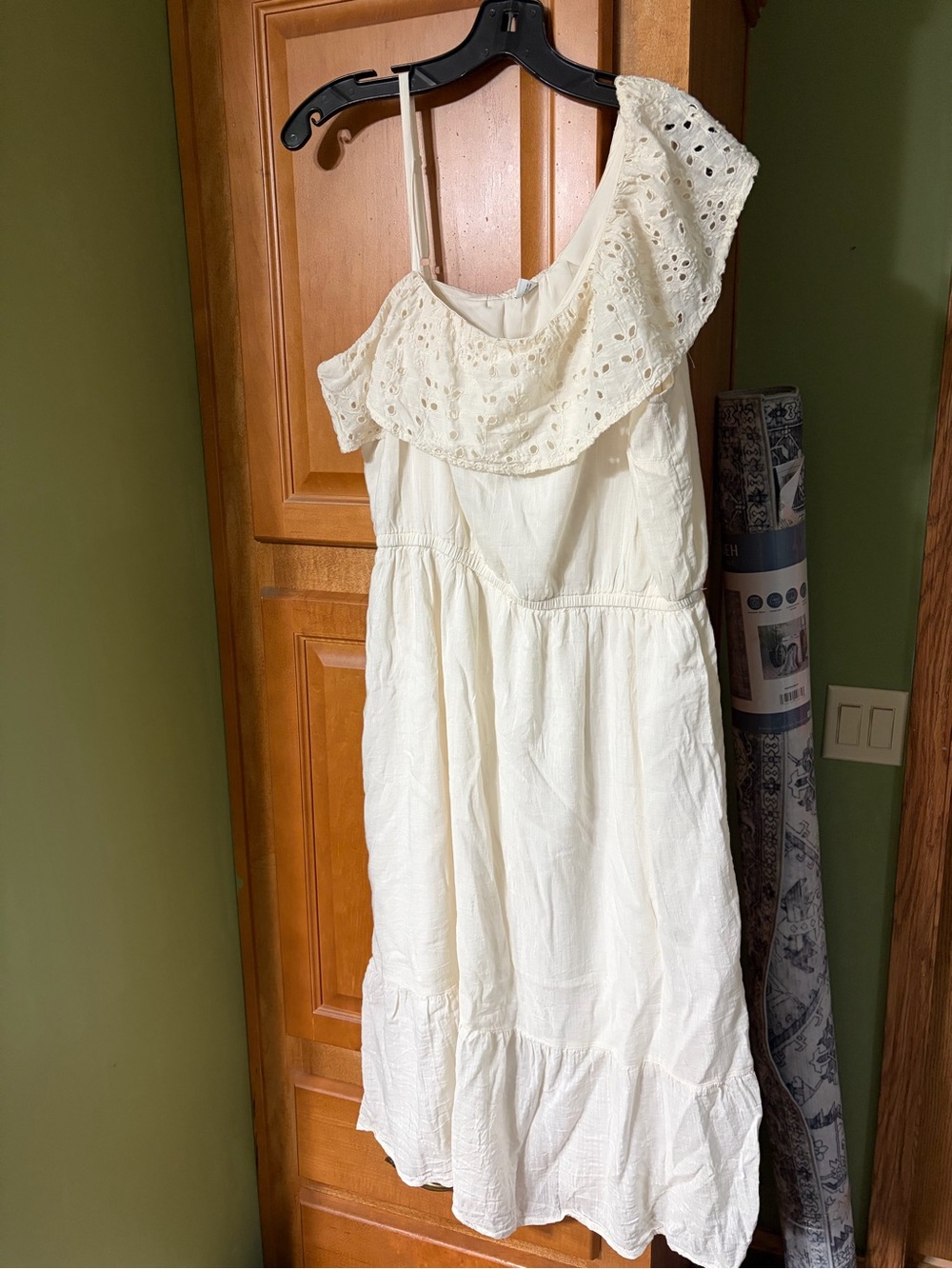 Old Navy Cream One-Shoulder Eyelet Ruffle Dress
